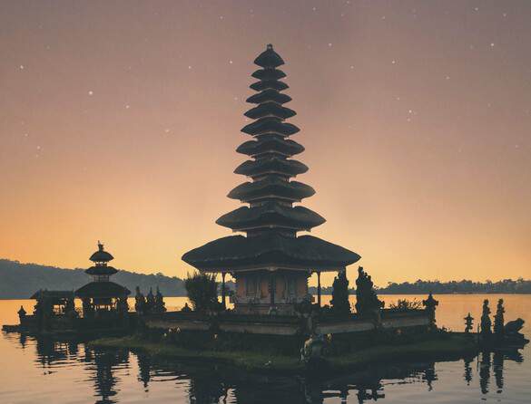 RSSC, Seven Seas Explorer, In-Port Overnights.jpg